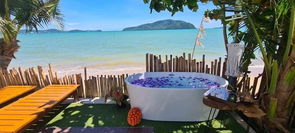 Phuket Signature Glamping Rawai Kültér fotó
